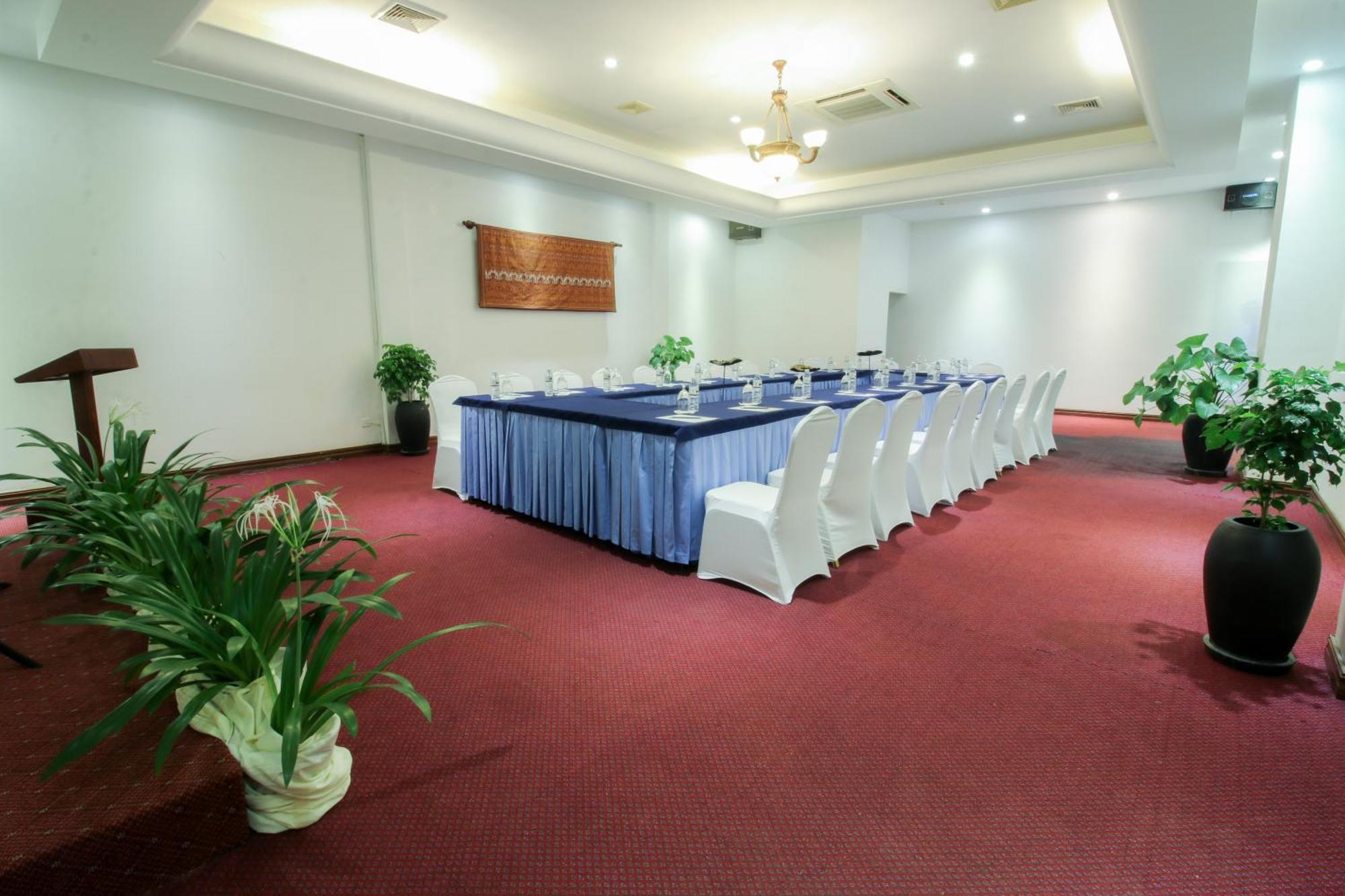 Kingdom Angkor Hotel Siem Reap Buitenkant foto