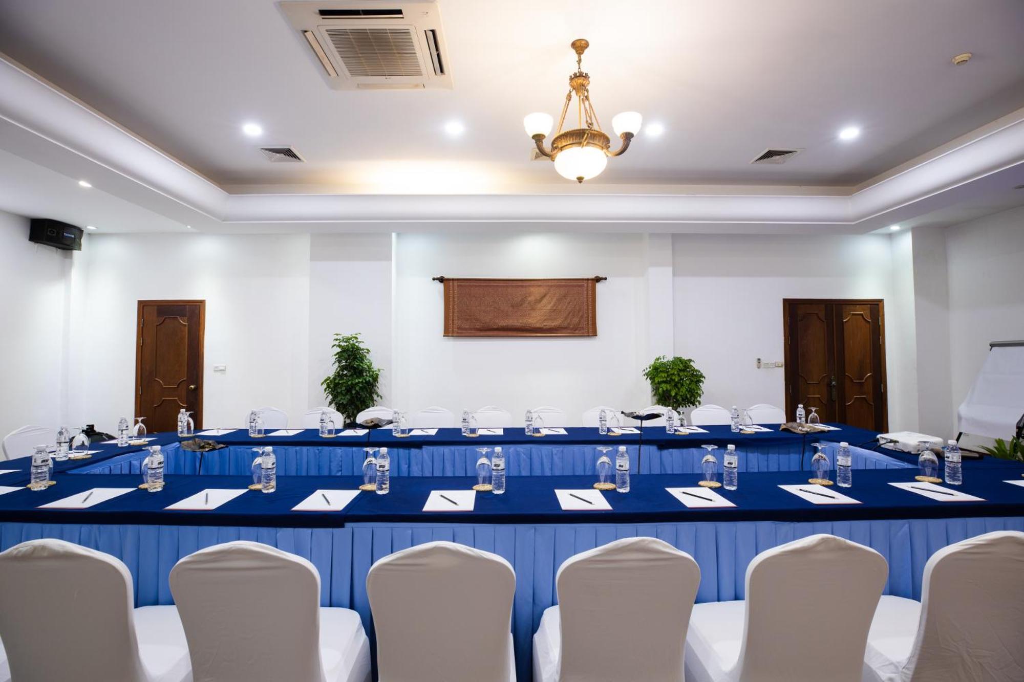 Kingdom Angkor Hotel Siem Reap Buitenkant foto