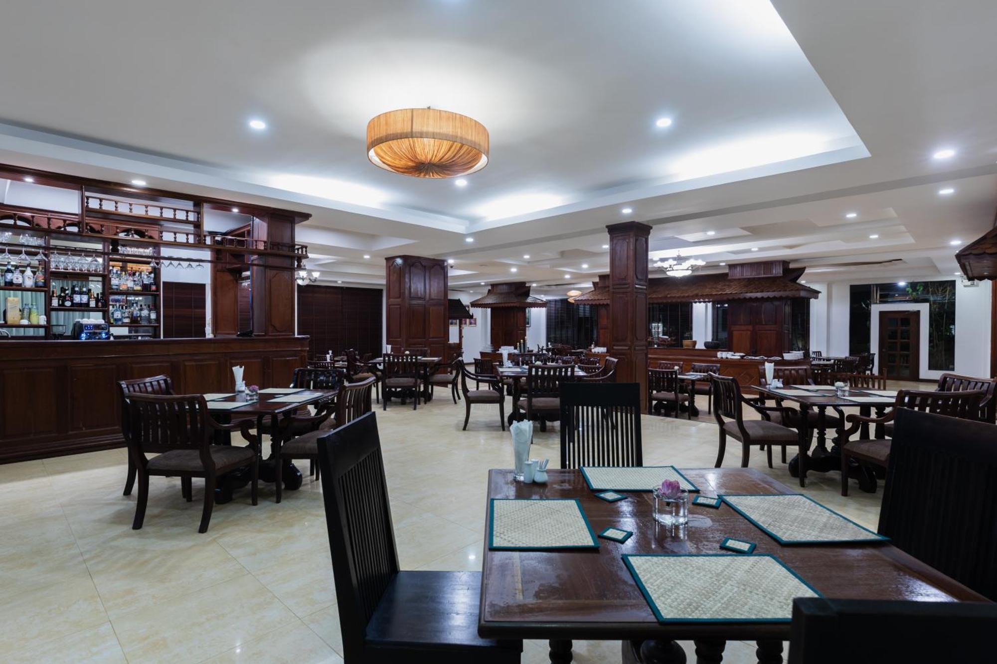 Kingdom Angkor Hotel Siem Reap Buitenkant foto