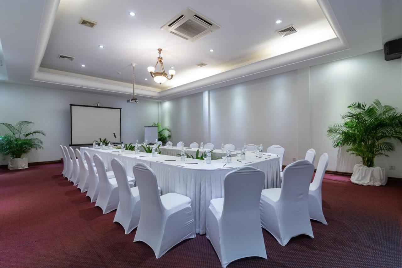 Kingdom Angkor Hotel Siem Reap Buitenkant foto